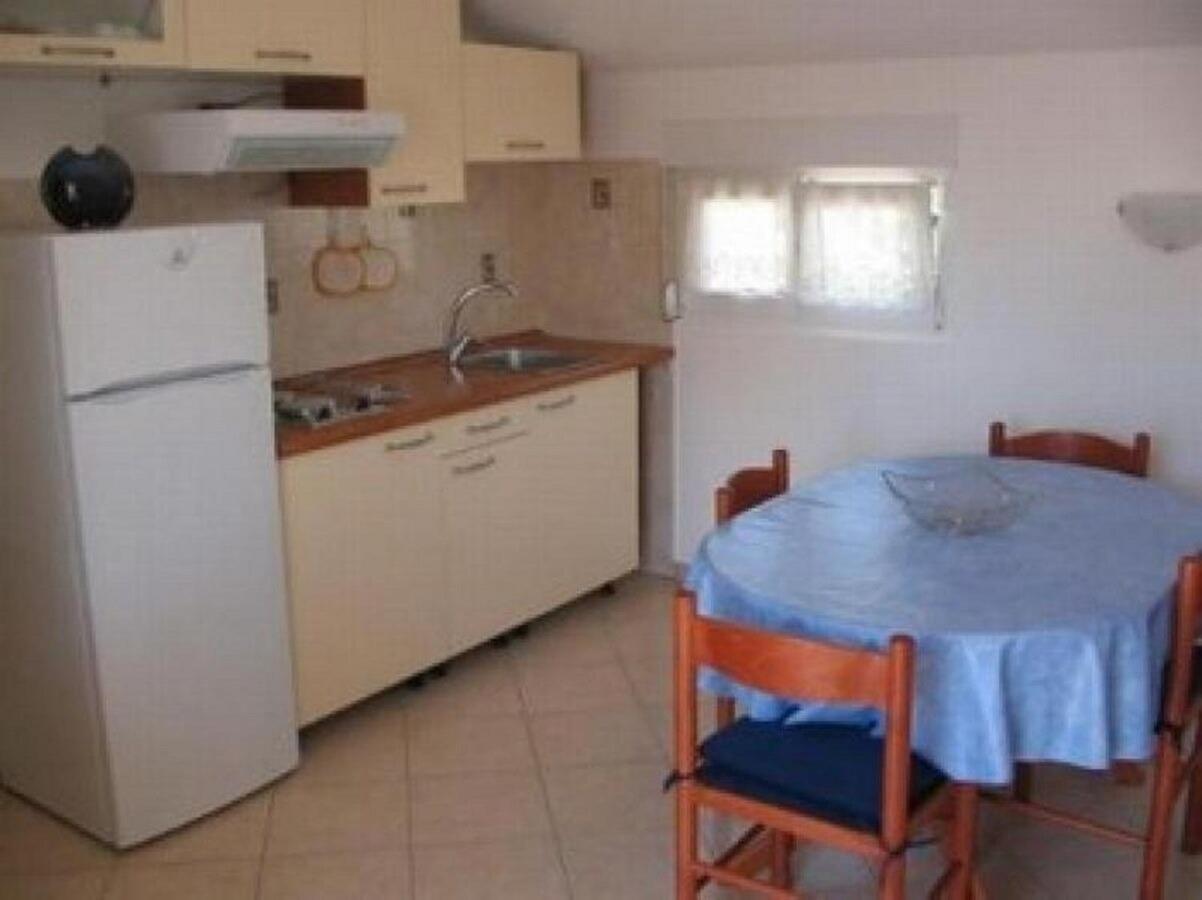 Apartment Gordana Kosljun Ngoại thất bức ảnh
